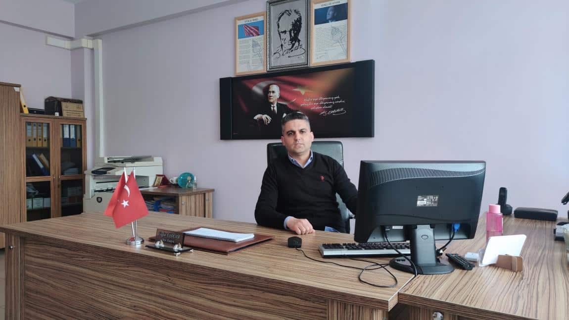 Tayfun BAŞDEMİR  - Okul Müdürü